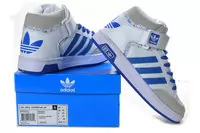 chaussures hommes adidas originals skate lifestyle chaud blanc bleu